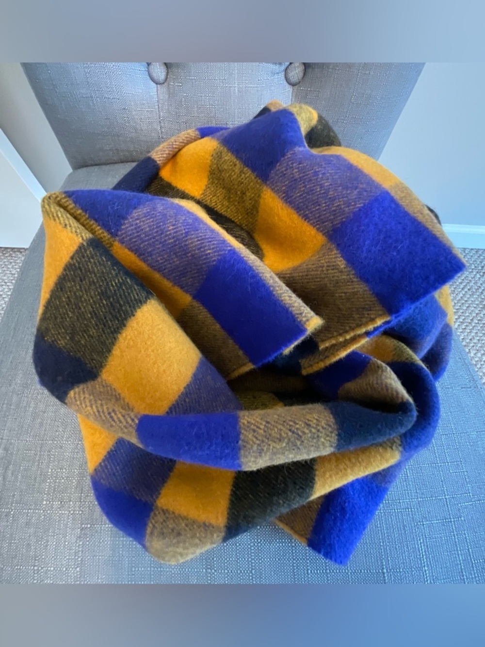 VINTAGE United Colors of Benetton Women’s Winter Scarf - Picture 4 of 10
